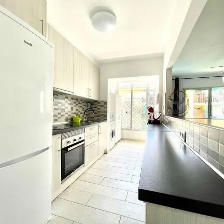 דירה Nice Apartment, Near The Beach, Los Cristianos לוס כריסטיאנוס